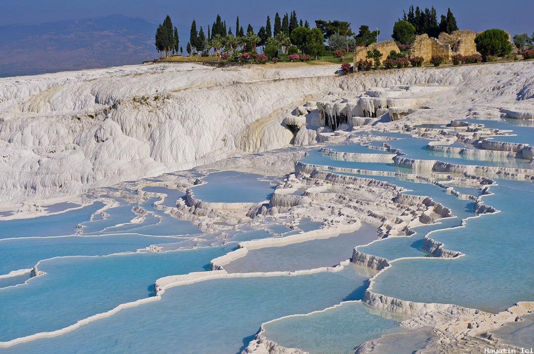 Hierapolis Antik Kenti ve Pamukkale Travertenleri