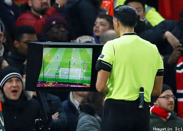 VAR: Futbolu iyileştirdi mi yoksa daha da kötüleştirdi mi?