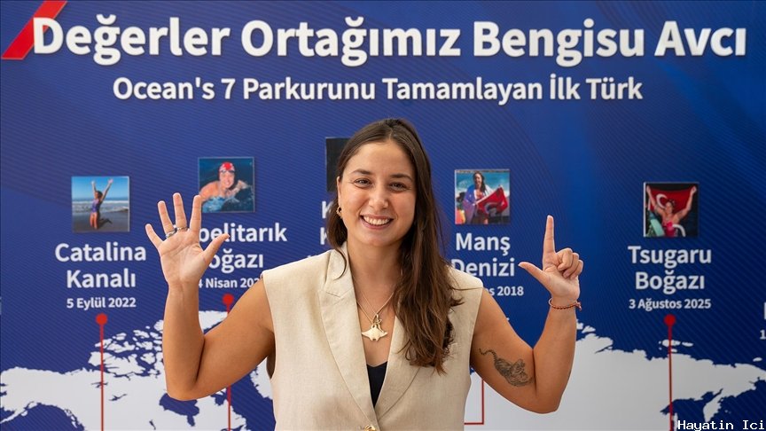 Bengisu Avcı Okyanus Yedilisi'ni Tamamlayan İlk Türk Yüzücü Oldu