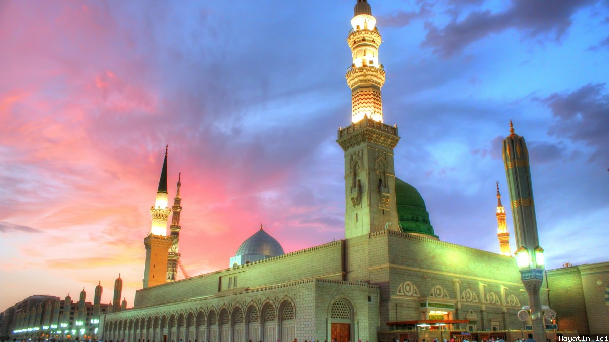 İslam Kervanı: Peygamber Efendimizin (S.A.V) Sürekli Parlayan Liderliği
