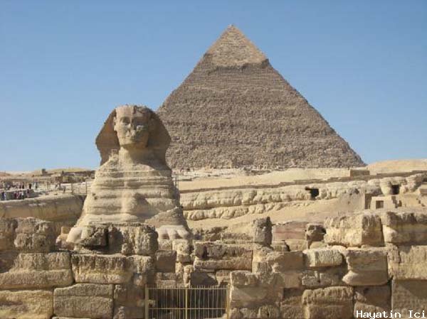 Eski Mısır Piramitleri