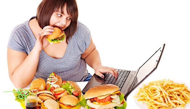 Dünyadaki açlık üç yıldan sonra hala azalmıyor ve obezite hala artıyor