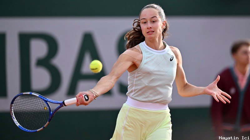 Zeynep Sönmez: Türk Tenisini Wimbledon'da Üçüncü Tura Taşıyan Sporcu
